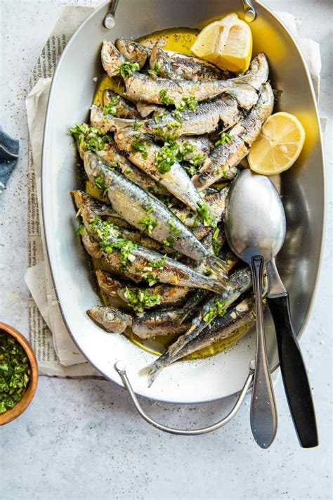 Easy Grilled Sardines | Recipe | Fresh sardine recipe, Grilled sardines, Shrimp recipes healthy