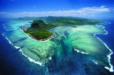 Unterwasser-Wasserfall vor Mauritius in 2020 | Spaßfakten, Mutter natur ...