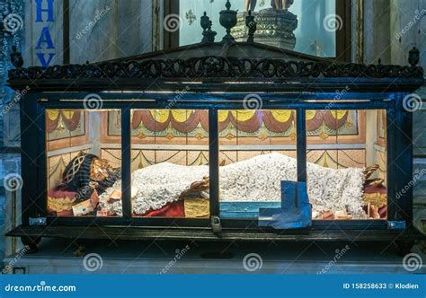 Effigy of Christ in Glass Coffin at San Augustin Church, Manila Philippines Editorial Stock ...