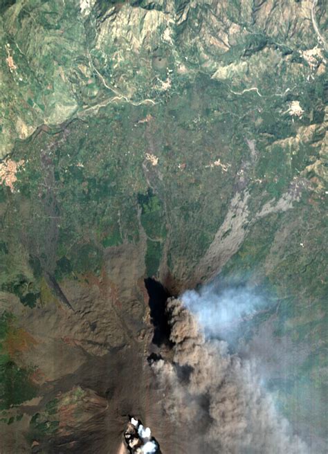 ESA - Another Proba view of this week's eruption of Etna