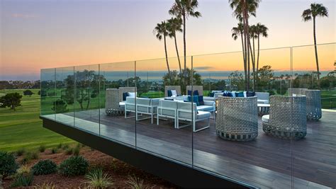 Newport Beach Hotels |VEA Newport Beach, A Marriott Resort & Spa