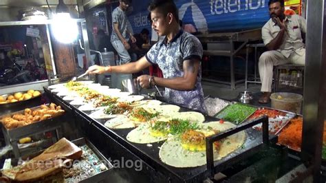 Hyderabadi Special Begum Bazar Dosa in Ameerpet | Only Rs 30 Per Plate ...