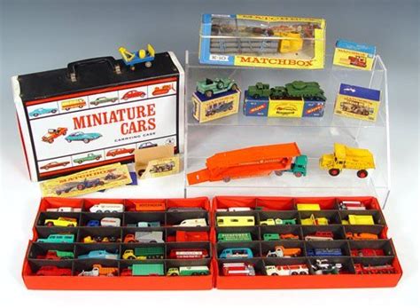 401: COLLECTION OF 45 VINTAGE LESNEY MATCHBOX CARS : Lot 401