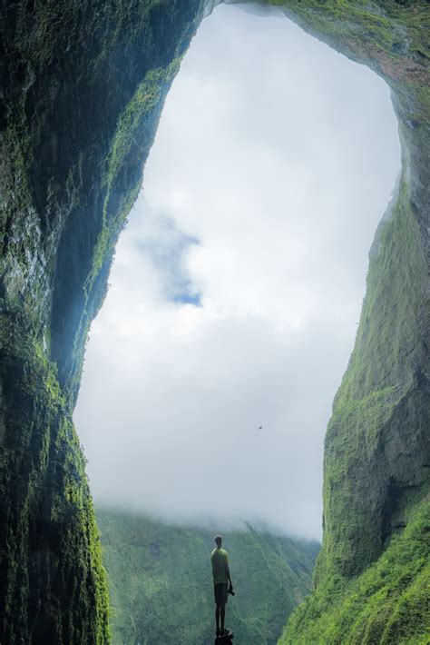 Hiking the Weeping Wall aka Blue Hole (Mt. Waiʻaleʻale) on Kauaʻi — noahawaii