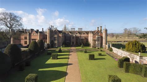 Charlecote Park - Warwickshire - UK Stately Homes Directory