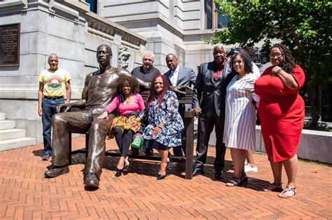 New Jersey city unveils 700-pound statue of George Floyd | Fox News