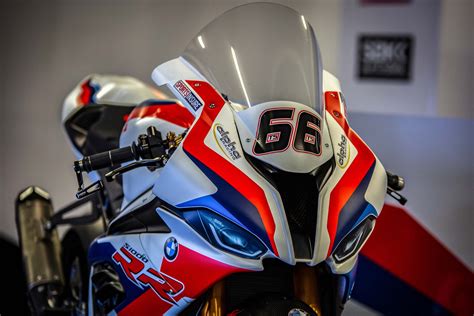 Up-Close with the WorldSBK-Spec BMW S1000RR - Asphalt & Rubber