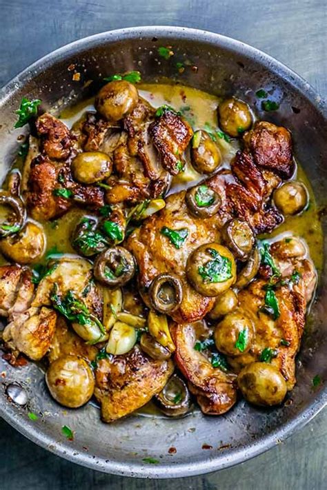 One Pot Garlic Butter Chicken Thighs and Mushrooms Recipe - Best Crafts ...