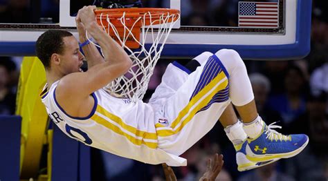 Steph Curry's Sweet Reverse Jam Shows Off His Underrated Hops