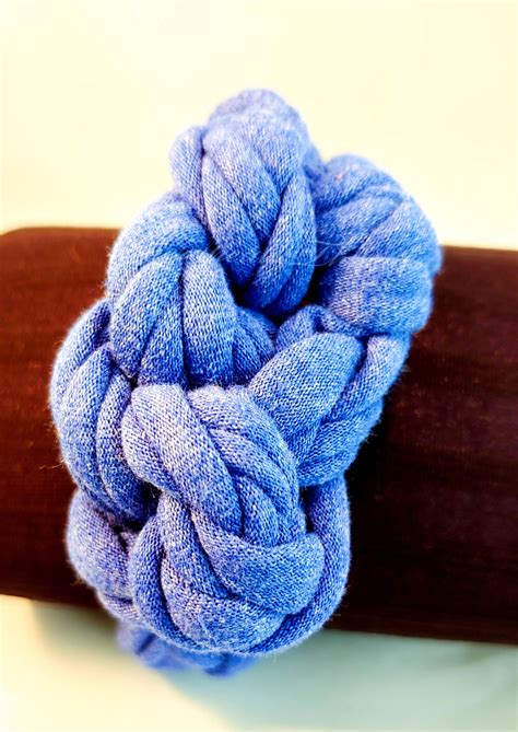 Sensory chew woven bracelet - BLUE