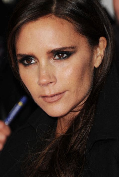 2 Tricks from Victoria Beckham That Produce the Perfect Smoky Eye for ...