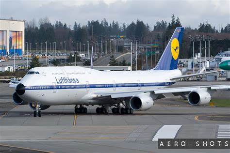 Lufthansa D-ABYT Retro-Jet 747-8i - Aero-Shots