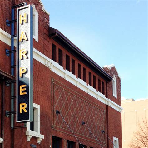 The Harper Theater in Hyde Park of Chicago in Hyde Park of Chicago | UrbanMatter