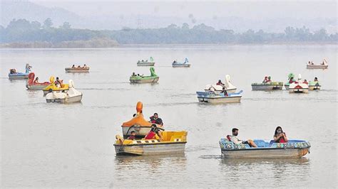 Boating at Sukhna Lake finally resumes - Hindustan Times