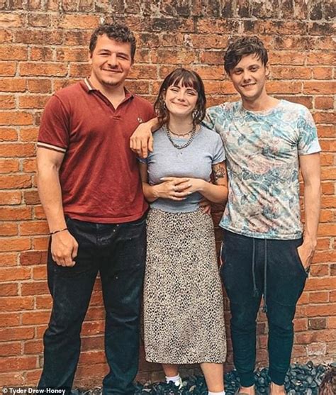 Outnumbered kids Ramona Marquez, 18, Daniel Roche, 19, and Tyger Drew ...