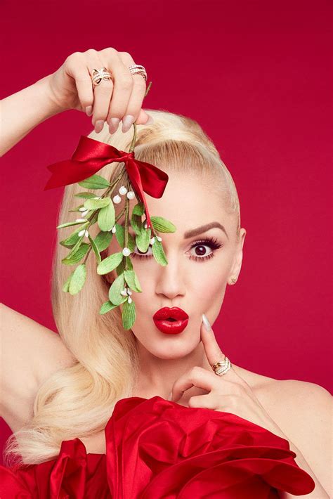 √ Gwen Stefani Natal Chart