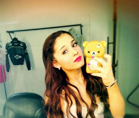 20 Pictures Of Ariana Grande Without A Ponytail (PHOTOS) - Philly's Hip ...