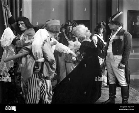 MADAME DuBARRY 1919 PAGU German silent film with Pola Negri Stock Photo - Alamy