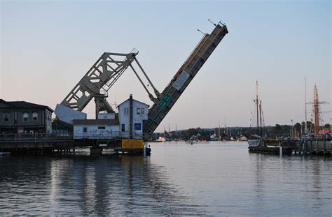 Did You Know? Fun Facts About the Mystic River Bascule Bridge « Mystic ...