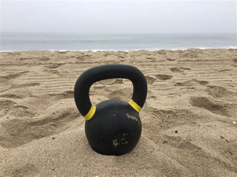 Beach workout on vacation : r/kettlebell