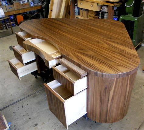 beginner woodworkers | Woodworking projects furniture, Woodworking ...