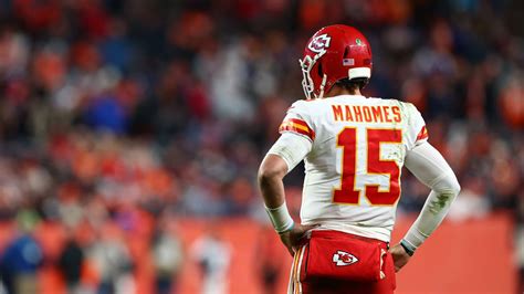 Next Gen Stats: Patrick Mahomes' 5 Most Improbable Completions | 2021 ...