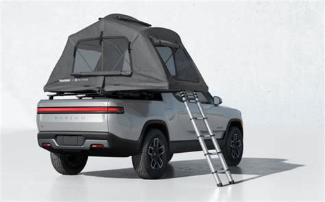 Rivian Cooks Up a Built-In Camp Kitchen for Its R1T Electric Pickup ...