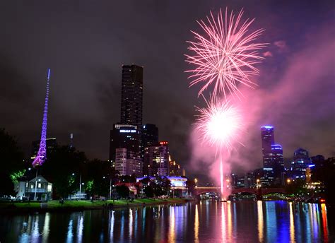 File:Diwali Fireworks, Melbourne (10493135276).jpg - Wikimedia Commons