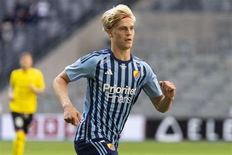 Who is Lucas Bergvall? Age, Height, Position, Style Of Play & More