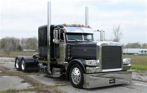 2010 RoadWorks Peterbilt 389 Ultra Cab Chrome Crew Show Truck | Trucks, Kenworth trucks, Big rig ...