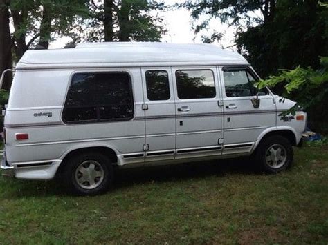 Purchase used 1995 Chevrolet G20 Chevy Van Extended Cargo Van 3-Door 5.7L in Shenandoah ...