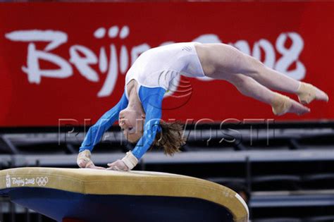 "her glitter just glittered better" : Gymnastics Technique Series, Part 1: Vaulting and...