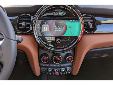 2022 MINI Cooper: 72 Interior Photos | U.S. News