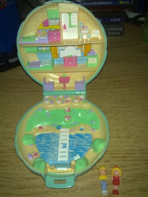 photo de mon Polly pocket "Beach House année 1989"