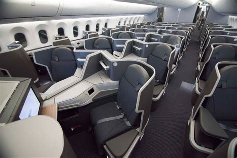 Review: American Airlines (787-9) Business Class LAX-DFW