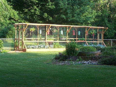 Deer proof garden fencing ideas - Hawk Haven