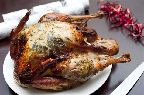 Photo of Tasty browned roast Christmas turkey | Free christmas images