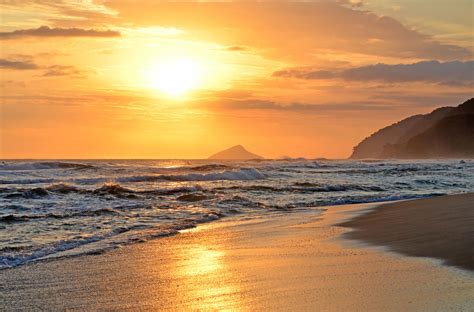 Maresias Beach - Brazil by ftr79 on DeviantArt