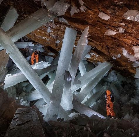 Selenite crystal cave in Mexico : geologyporn