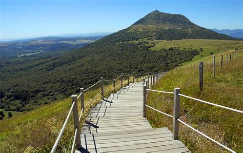 15 Top-Rated Tourist Attractions in Auvergne | PlanetWare