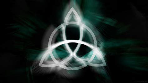 Triquetra by RestlessLynx on DeviantArt