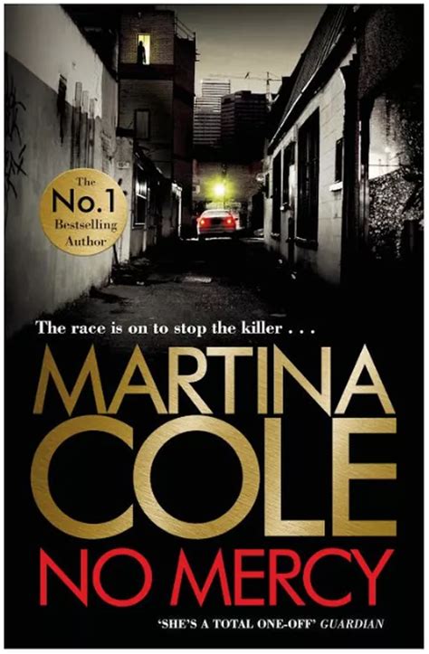 Read gripping first chapter from Martina Cole’s new thriller DAMAGED to mark its paperback ...