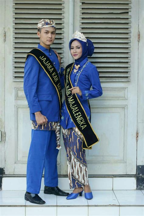 Sampurasun Let us introduce MOJANG JAJAKA PINILIH Majalengka regency 2016 RAIHAN NADHIFA RIDWAN ...