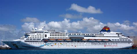 Star Cruise Review ‒ Cruise Reviews | Allianz Global Assistance