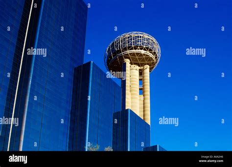 Dallas Texas Usa Hyatt Regency Hotel Reunion Tower Stock Photo - Alamy