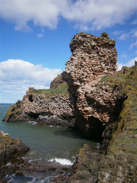 The Scottish Ramblings of an English Lass: Dunbar Castle