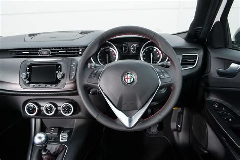 Alfa Romeo Giulietta Sprint Launched in the UK, Priced From £20,490 | Carscoops