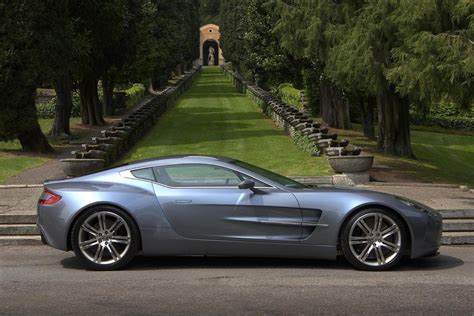 2012 Aston Martin One-77 - Gallery | Top Speed