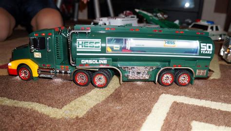 11/10/14: Collector's Edition Hess Toy Truck | Hess toy trucks, Toy ...