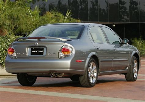 2003 Nissan Maxima Pictures